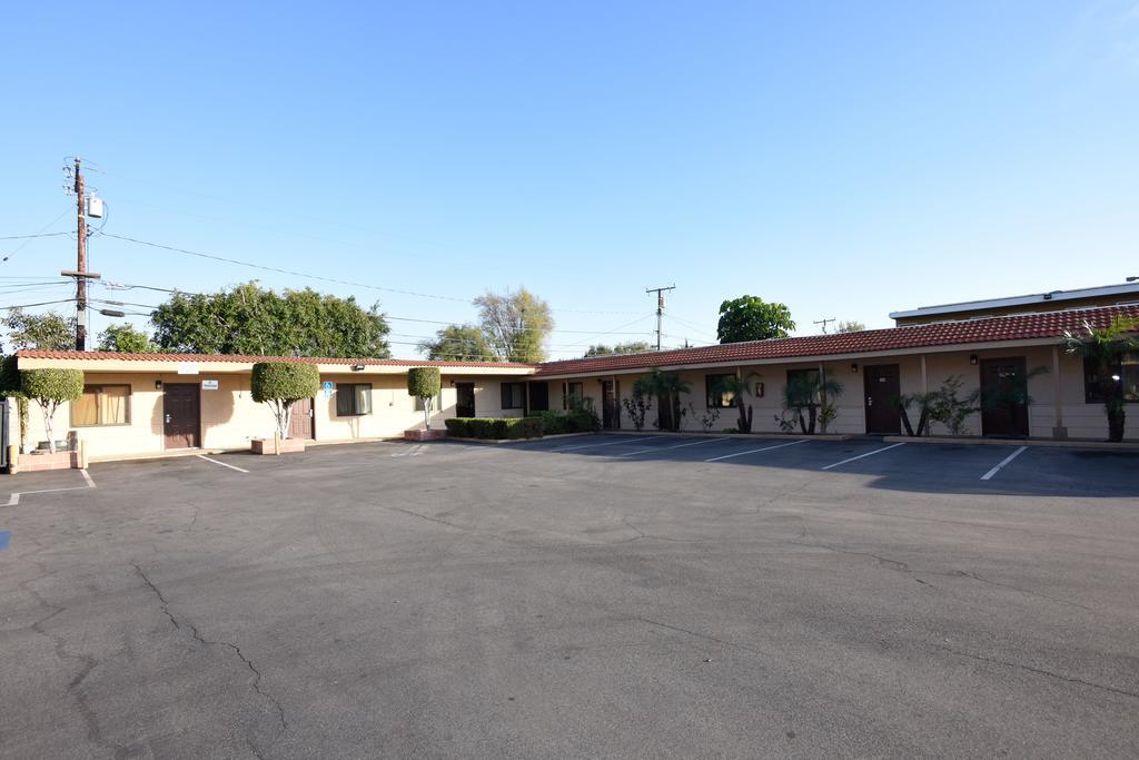 Best Budget Inn Anaheim Exterior photo